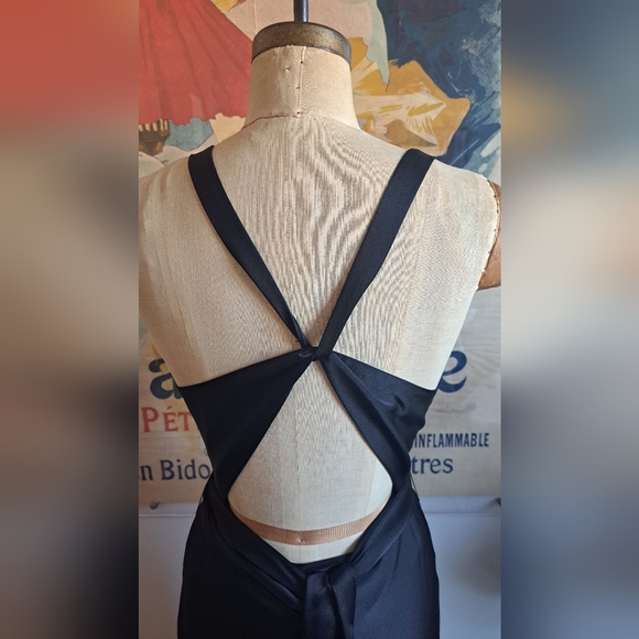 BCBG Luxury Evening Dress Black Satin - Picture 4 of 10